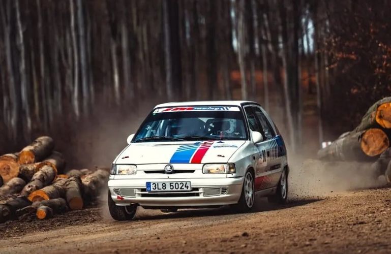 Ve startovce nechybí ani Mejsnar s Vodhánělovou